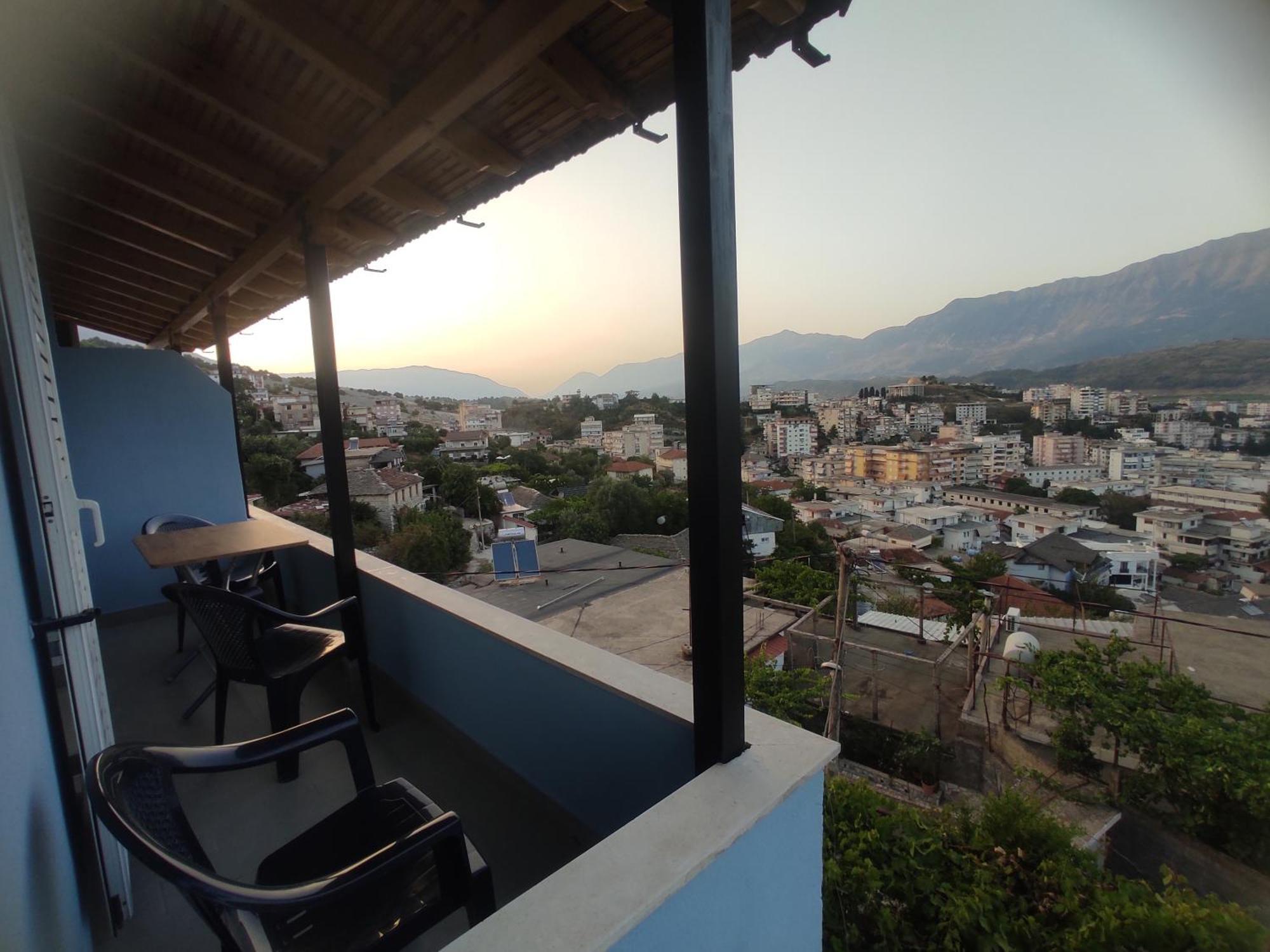 Apartmán Dino Gjirokastër